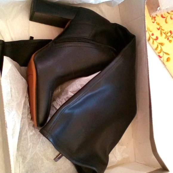 Leather Blk Boots Sz 8 - Picture 6 of 8